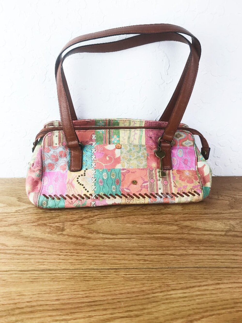 Fossil Patchwork Leather Shoulder Bag – Vintage Boho Pastel Purse with Key Charm